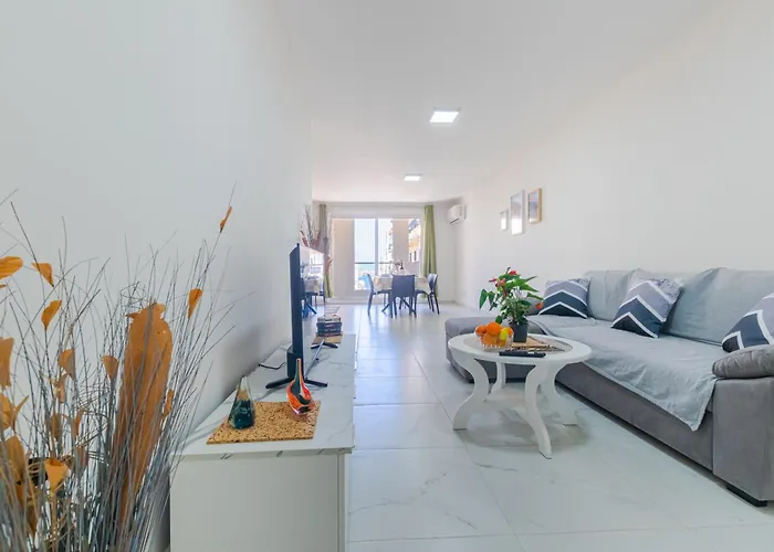 Brand New Spacious With Far Sea View Appartement St. Paul's Bay